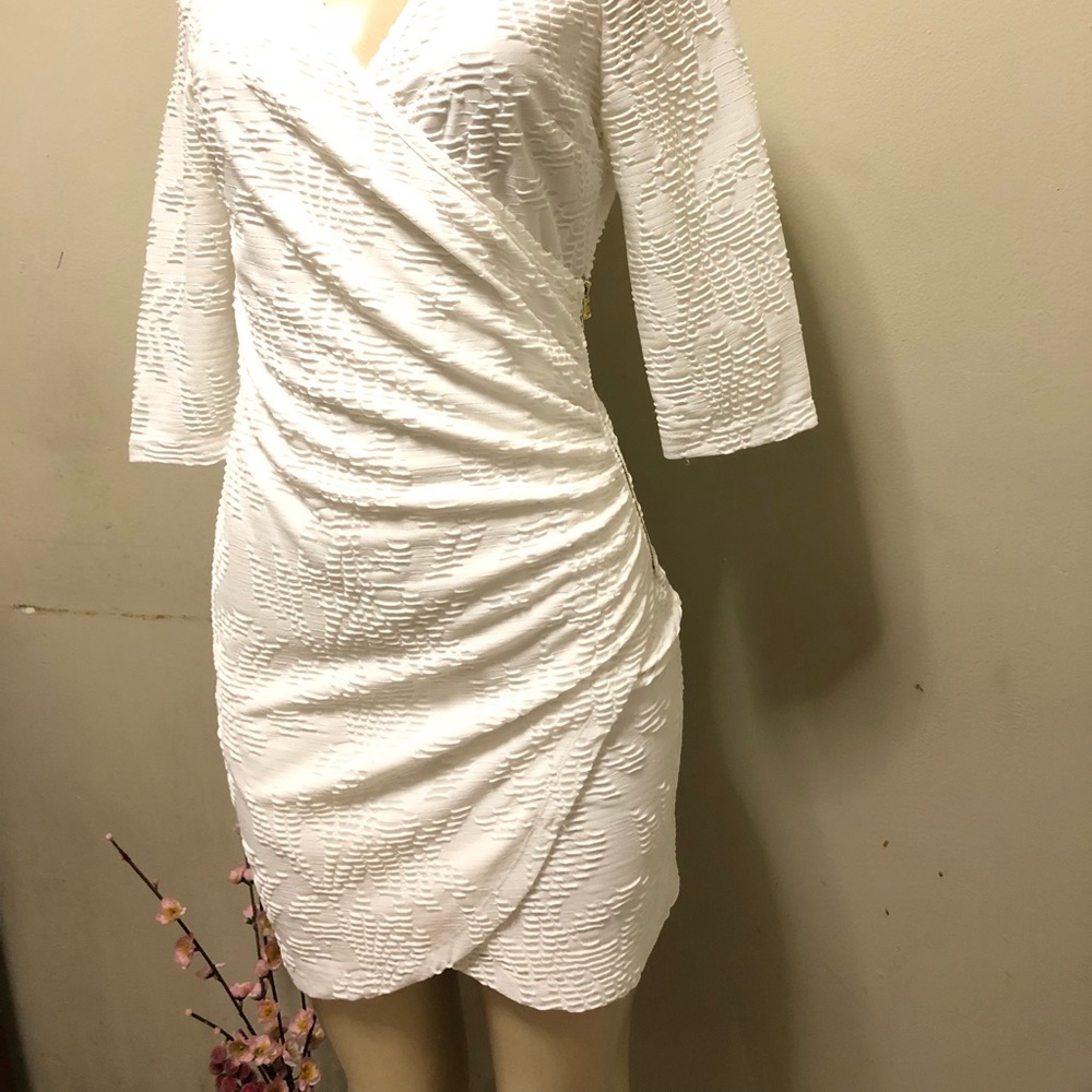 GUESS SIDE ZIP DRESS - Picture 2 of 8